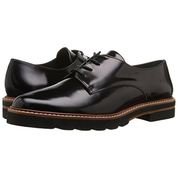 stuart weitzman metro patent leather oxfords